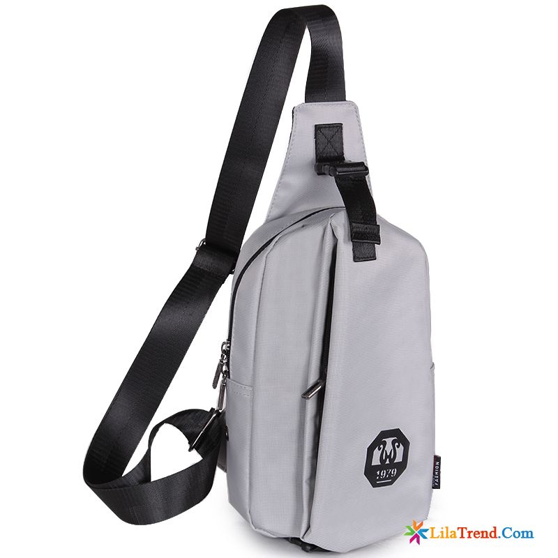 AYNKH Lustige Hüfttasche Bierbauch - Realistischer 3D-Bauch, Mit Kartenhalter